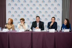 Vaccinarea salvează vieți? O întrebare la care am avut răspunsul medicilor, documentat științific